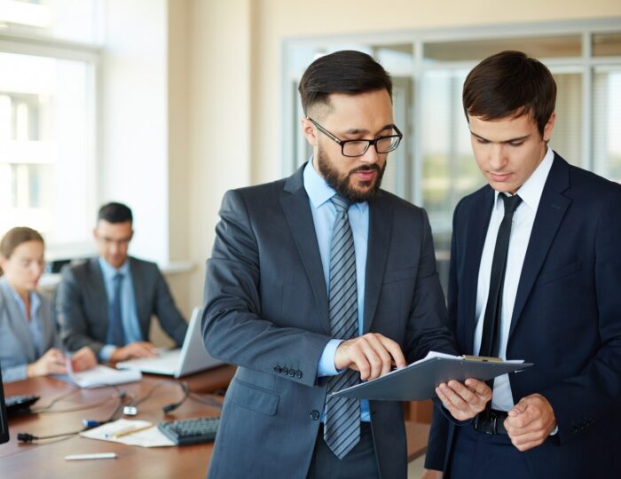 Business Advisory Services for small and medium-sized businesses in UAE provided by ITZoneITS for growth, strategy, and operational success