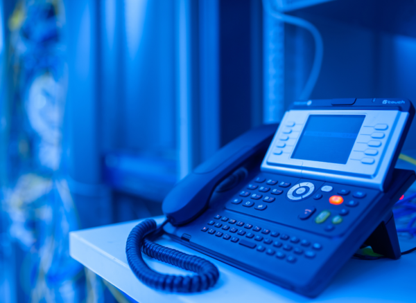 VoIP Telephony Solutions in UAE for business phone systems, cloud calling, IP PBX, and office communication