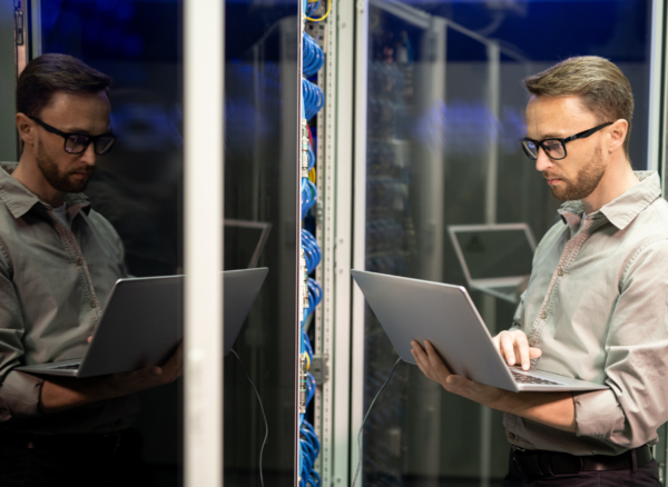 IT support for small businesses in Dubai with managed IT services, cybersecurity, cloud backup, helpdesk support, and office network management
