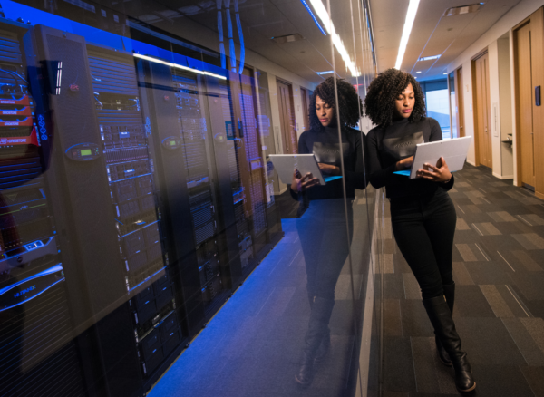 Professional network connectivity solutions and structured cabling services for UAE businesses
