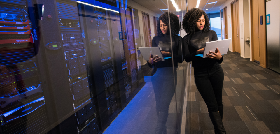Professional network connectivity solutions and structured cabling services for UAE businesses